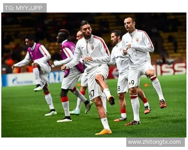 足球比赛中球星遭遇猛烈指责画面曝光 引发网友热议与反思